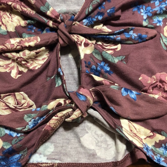 Floral crop top - Picture 3 of 3